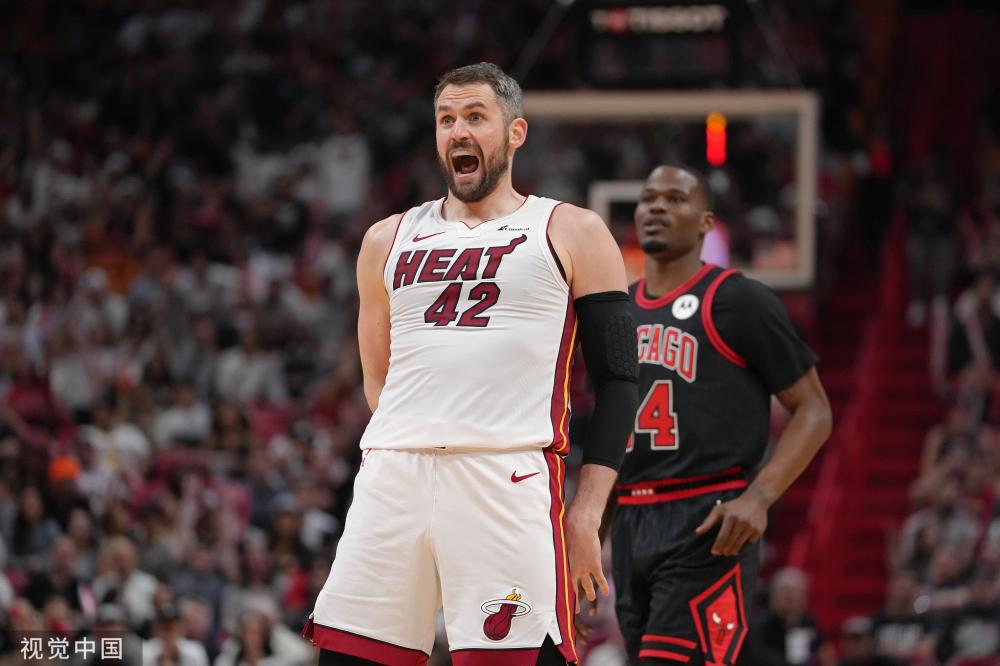 攻防两端都 攻防两端都