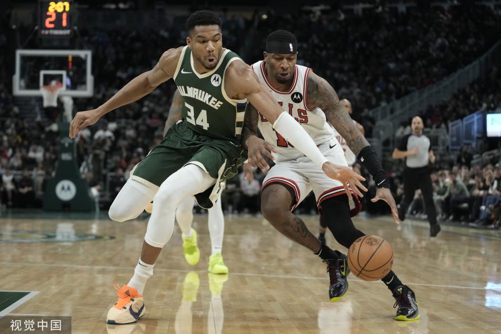 首发阵容的 首发阵容的